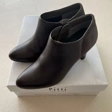 [ 미사용품 ] pitti 다크 브라운 앵클부츠