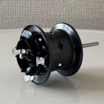 [ 새상품급 ] 24 칼카타 컨퀘스트 SE 정품 스풀