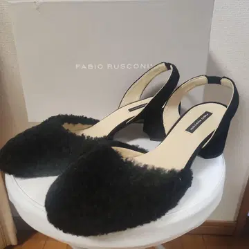 FABIO RUSCONI 블랙 퍼 백 스트랩 펌프스