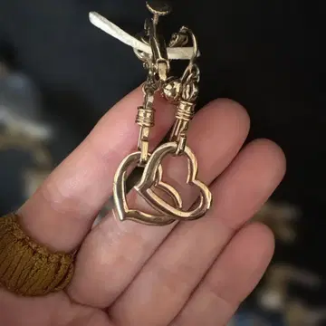 하트형 금속제 키링