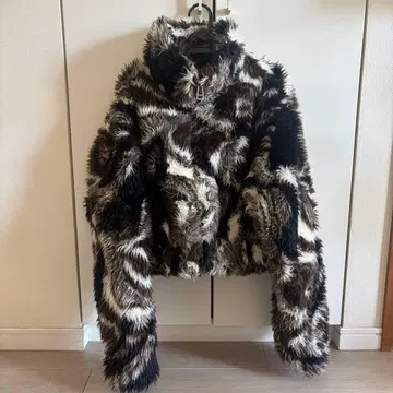 EMODA 퍼 아우터 자켓