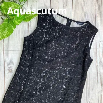 아쿠아 스큐텀 * 자수 꽃무늬 슬리브리스 원피스