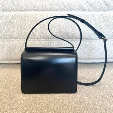 TOUT Y EST 투티에 SAC PAUMELLE MINI 블랙