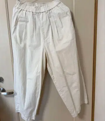 휴일과 시 뉴 모자 꽁지 팬츠 화이트 이지 팬츠