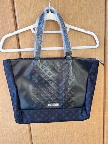 russet 토트백 블랙/네이비