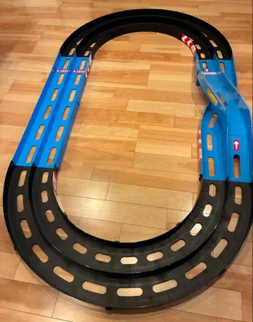 미니 사륜구동 오벌 트랙 파랑과 블랙