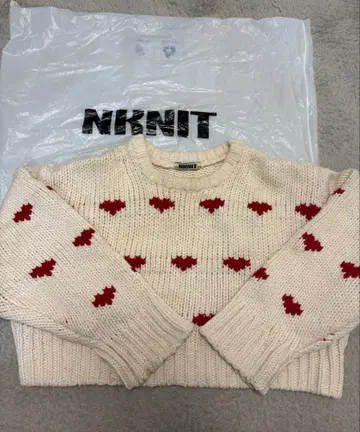 NKNIT 하트 패턴 니트 숏 기장