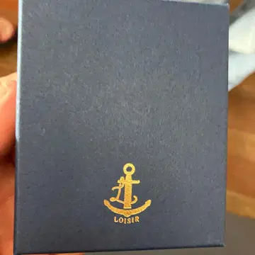 LOISIR 꽃 모티브 목걸이