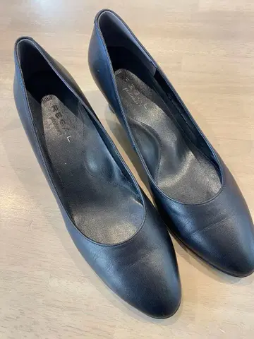 REGAL Platinum thin 펌프스 블랙 24.5