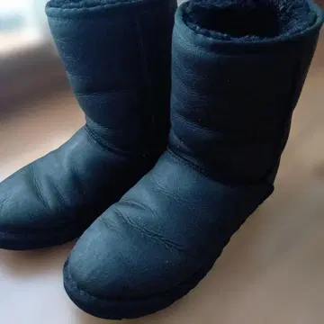 블랙 무스탕 스타일 숏부츠