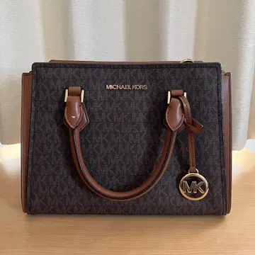 MICHAEL KORS 브라운 핸드백