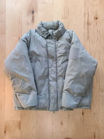 WILDTHINGS 빅 실루엣 몬스터 다운 자켓