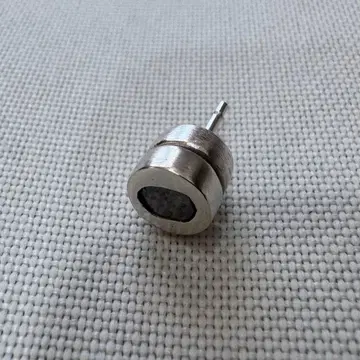 parts of four DIANOND SLAB STUD EARRING