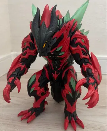 아크 베리얼 2014년제 울트라 괴수 DX 소프트 비닐