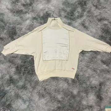 [ RNA lnc. ] ( M ) 루즈핏 니트 터틀넥 리브 절개 이소재