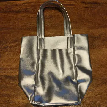 Plantation 어른의 BASIC 백 인조 가죽 토트입니다.