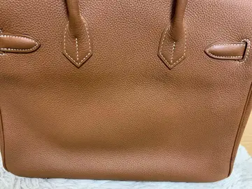 브라운 가죽 핸드백