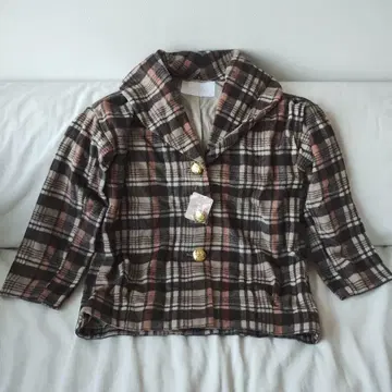 새상품 LIZLISA 리즈리사 체크 무늬 울 자켓 베이지 코트