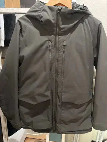 UNIQLO 유니클로 하이브리드 다운 파카 M 사이즈 그린