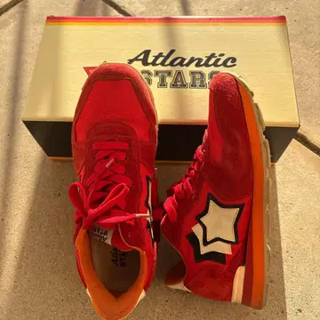 Atlantic Stars 레드 스니커즈 42