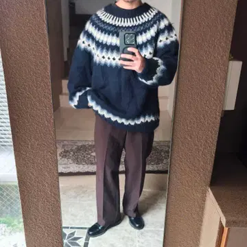 빈티지 노르딕 페어아일 큐신 니트 네이비