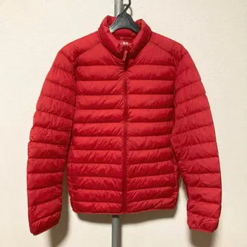 미사용에 가까운 유니클로 울트라 라이트 다운 자켓