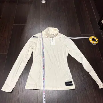 CALVIN KLEIN JEANS 하이넥 긴팔 상의 XS