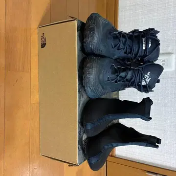 THE NORTH FACE 트레킹 슈즈 블랙