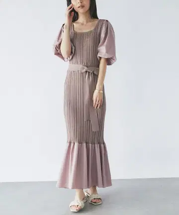 이종 소재 도킹 리브 니트 원피스