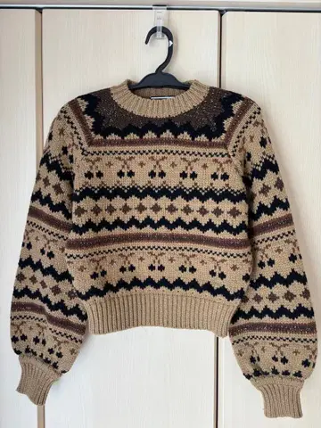 [ 컨디션 최상 ] 세븐텐 미호카와히토 체리 자카드 니트 울 스웨터 M