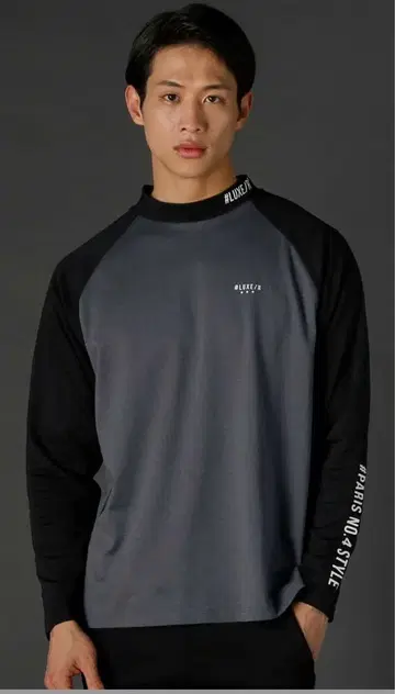 LUXE/R (럭스) 스무스 하이넥 긴팔 티셔츠