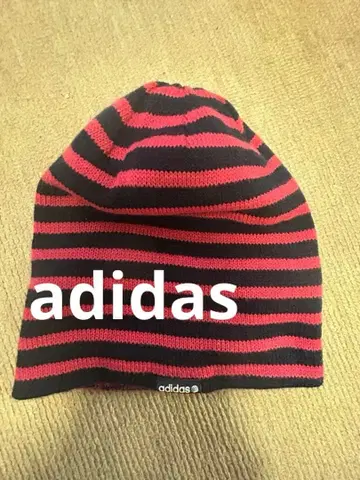 아디다스 스트라이프 보더 비니 니트 모자