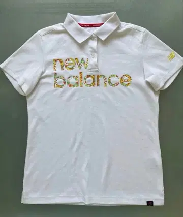 new balance 플라워 로고 피케 셔츠