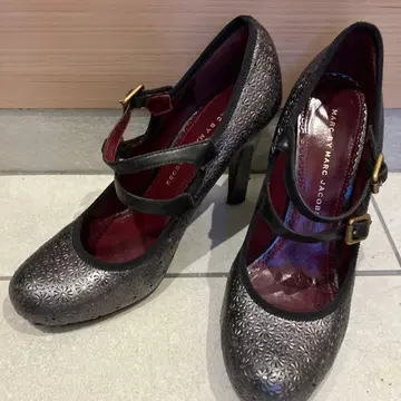 MARC BY MARC JACOBS 블랙 하이힐