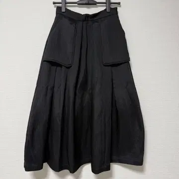 N. Natural Beauty Basic 아웃 포켓 플레어 스커트