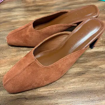 TRUNC 88 브라운 슬립온 샌들