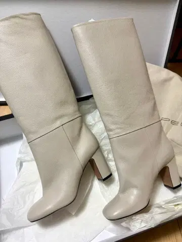 펠리코 가죽 롱 부츠 베이지 화이트 하이힐