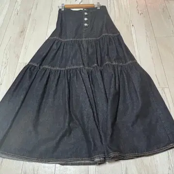 jouetie 다크 데님 플레어 스커트 M 사이즈