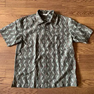 [새상품급] URBAN RESEARCH DOORS 반팔 셔츠 기하학 패턴