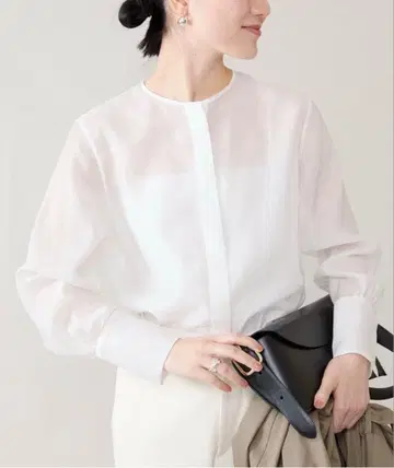 이에나 시어 블라우스