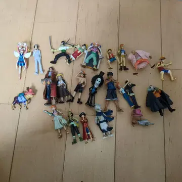 원피스 액션 피규어 20개 이상