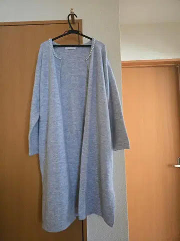 쿠튀르 브로치 펄 장식 롱 가디건 라이트 블루 M 사이즈