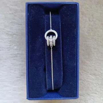 스와로브스키 실버 팔찌