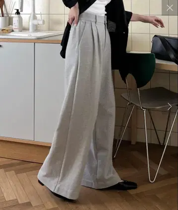 카프리슈 레마쥬 턱 스웨트 팬츠 사이즈 38 그레이 [ 완판템 ]