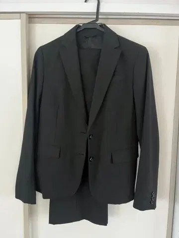 수트 블랙 수트 셋업 M 사이즈 유니클로