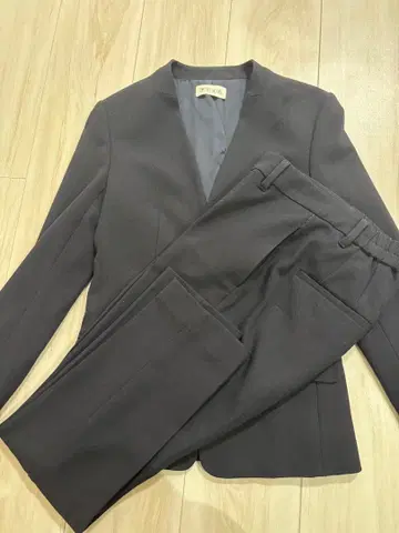 PLST 웜 리저브 수트 셋업 플라스테