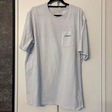 patagonia XL 포켓 부착 티셔츠