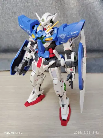 HG 1/144 건담 엑시아