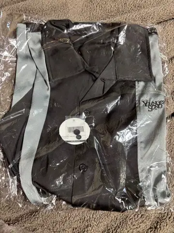 YOUNGER SONG/버튼 달린 셔츠 블랙 그레이