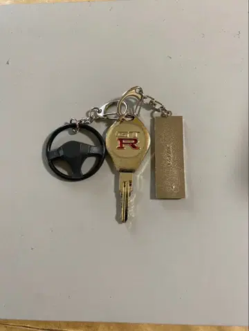 GTR 시크릿 NISMO 골드 키링 외 2점